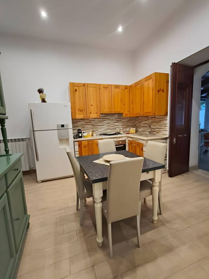 Villa 'Il Giardino Di Enza E Nino' with Wi-Fi and air conditioning in Avola, Syrakusa provins