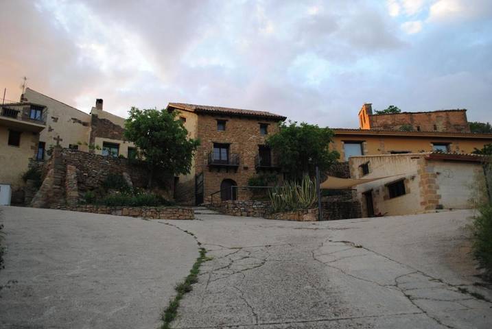 Casa rural para 3 personas, con terraza, Se admiten mascotas en Hoya de Huesca