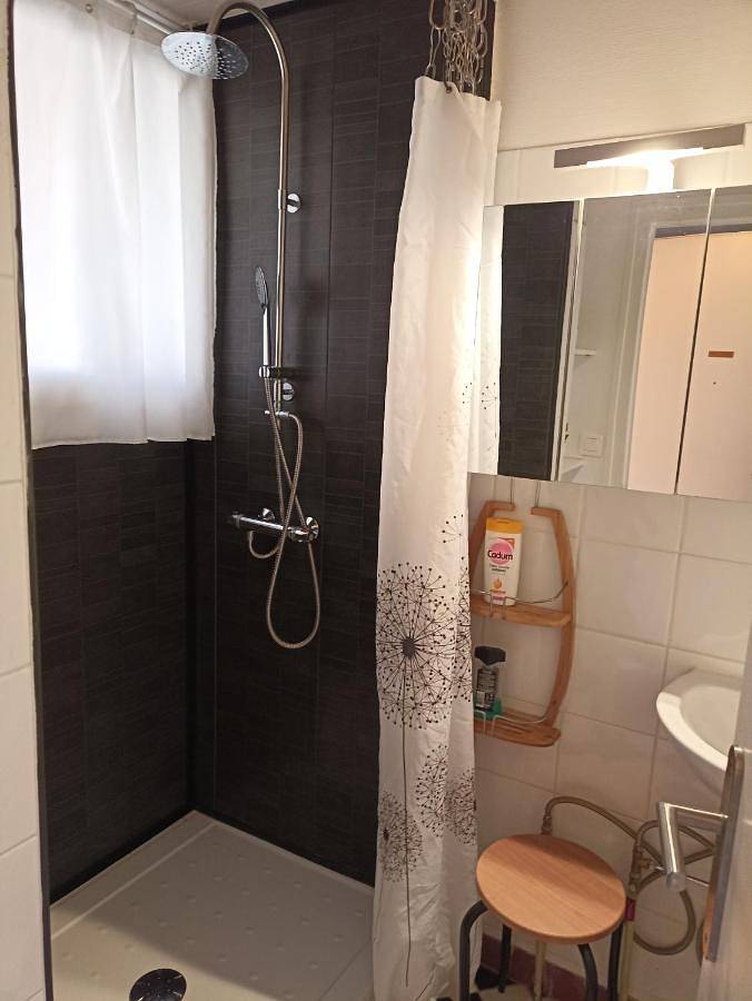 Gîte pour 5 personnes, avec balcon dans Office de Tourisme de Thonon les Bains - 2