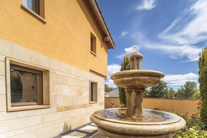 Landhaus für 21 Personen, mit Garten und Balkon in Spanien - 2