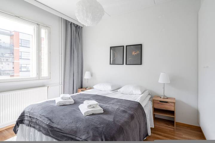 Ganze Wohnung, Comfy 1Br Apt with Sauna | Lake & Downtown in Kantakaupunki, Jyväskylä