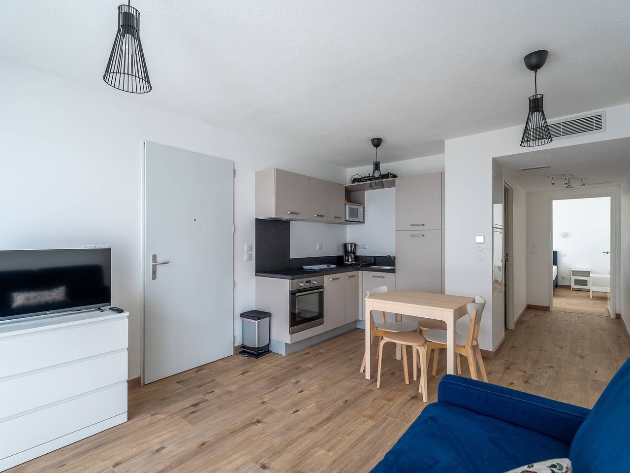 Appartement entier, Appartement Neuf 3* à Mimizan - 100m de l'Océan, Piscine, Clim, Wifi, 4 Pers, Ménage inclus in Mimizan, Côte d’Argent