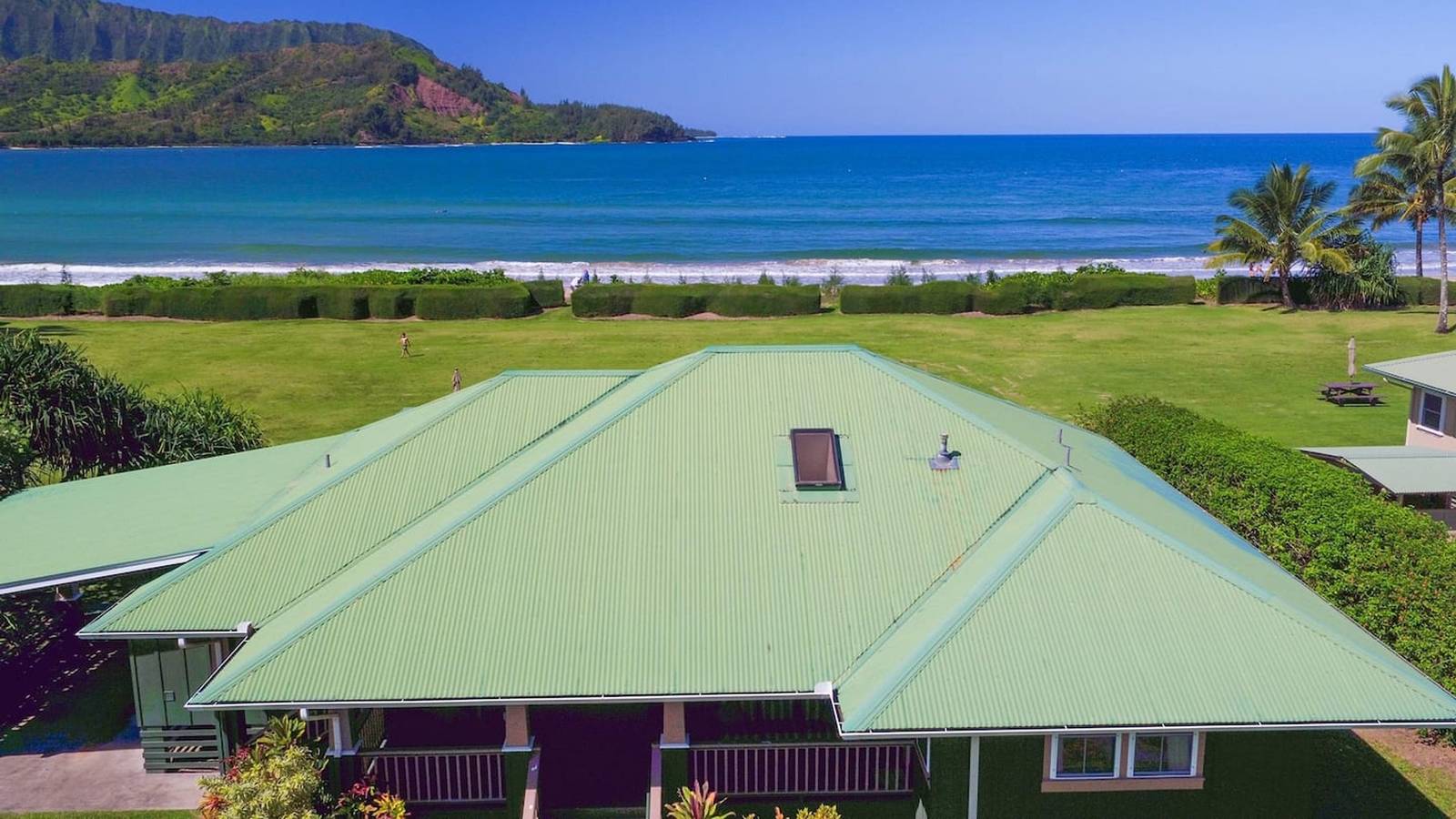 Hanalei Nalu in Hanalei in Hanalei, Napali Coast