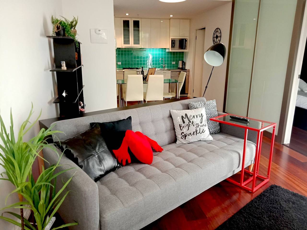 Apartamento entero, Unwind in Style at Melbourne's Historic Art Deco Apartment with Pool Gym Carpark in Melbourne, Melbourne (Victoria)