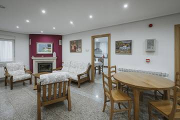 Chalet para 12 Personas en Sasamón, Provincia de Burgos, Foto 2