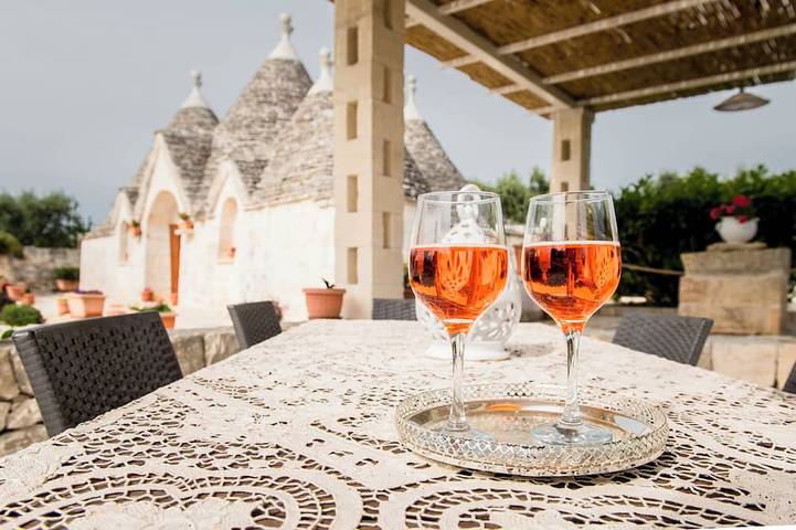 Villa pour 6 personnes, avec terrasse et jardin, animaux acceptés à Santa Lucia (Bari)