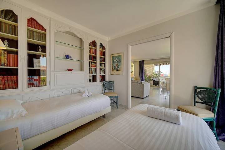 Entire apartment, Upstays Sea View Terrace 95m² Apartment Palm Beach in Cannes, Mediterranean Coast (France)