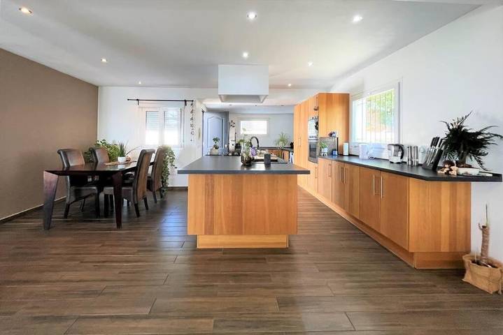 Villa für 8 Personen, mit Ausblick und Pool sowie Garten, mit Haustier in Estepona - 3