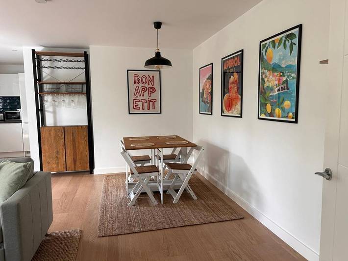 Apartment for 4 people, with balcony in Bracknell