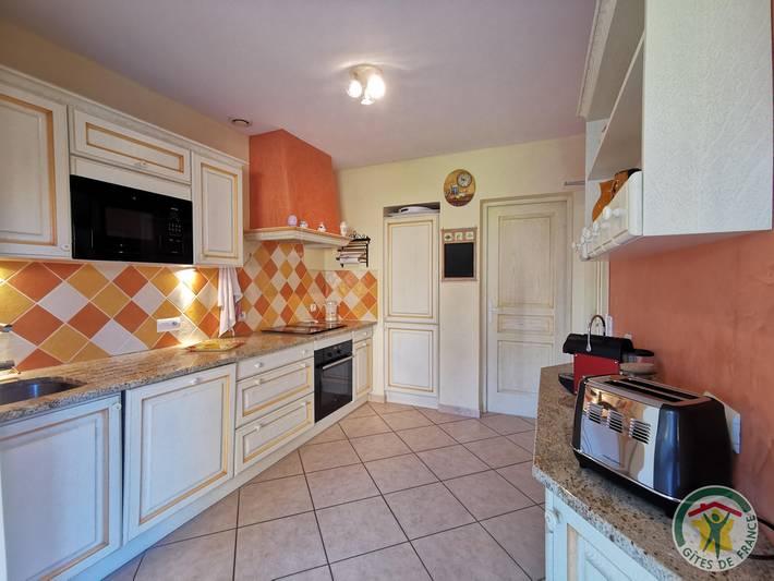 Gîte pour 6 personnes, avec terrasse et jardin, adapté aux familles dans l' Hérault - 4