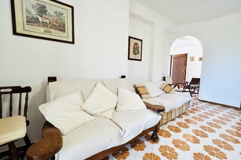 Villa Giada - villa with 4 rooms and swimming pool in Carini, Palermo Province