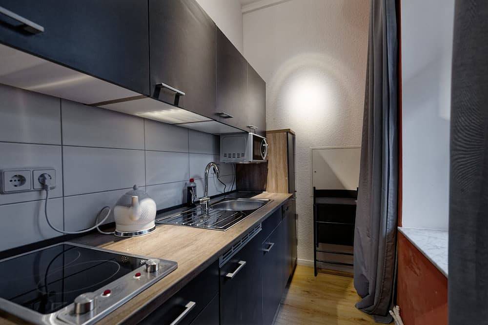 Ganze Wohnung, Apartment 3 near Warschauer Platz and Spree river in Friedrichshain - Kreuzberg, Berlin