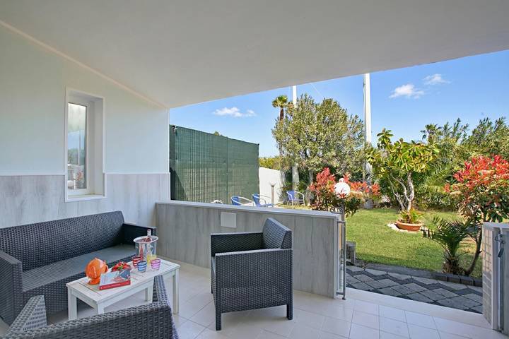 Apartamento de vacaciones para 3 personas, con terraza y piscina, Se admiten mascotas - 1