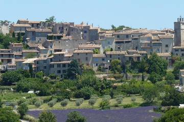 Gîte pour 6 personnes, avec balcon à Saignon
