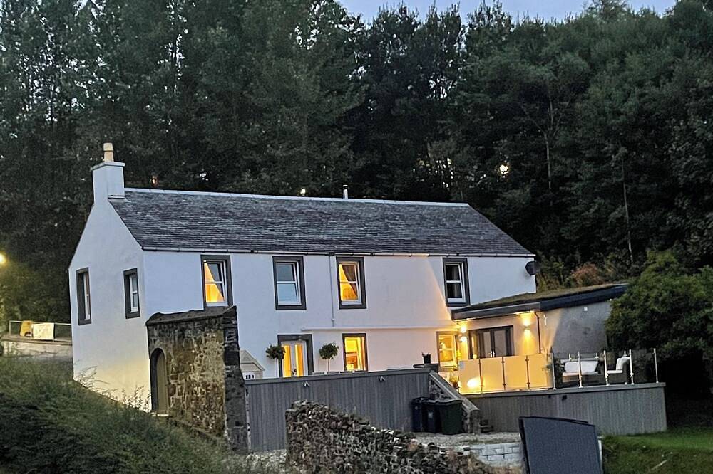 Holiday Home for 8 People in Tobermory, Isle of Mull
