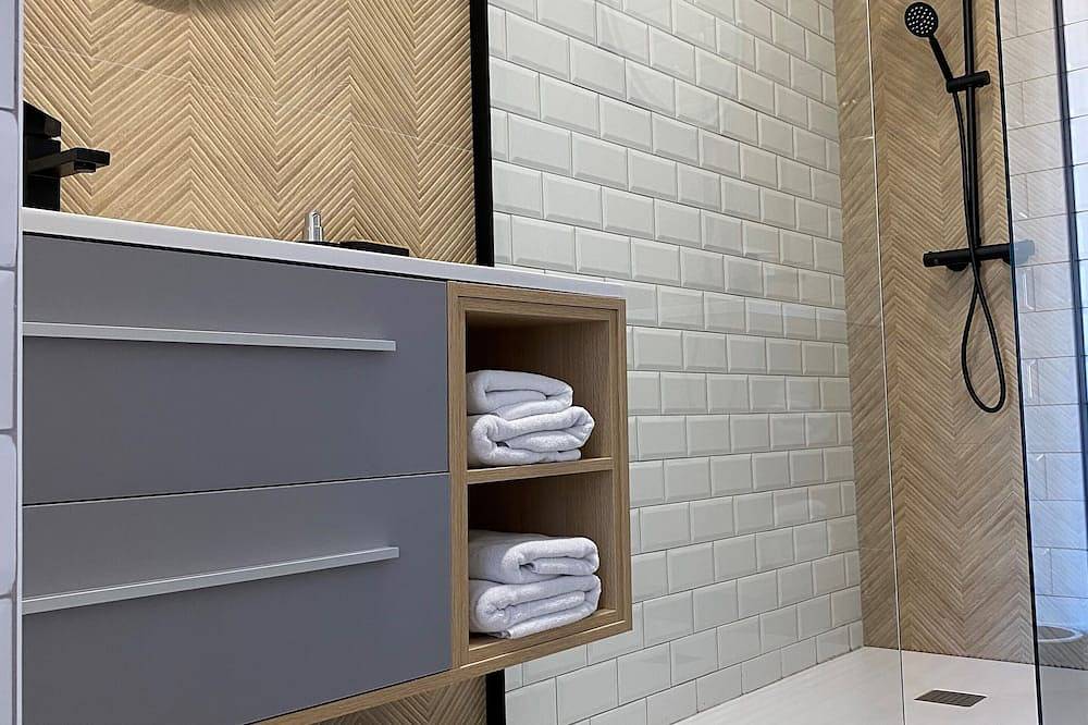Entire apartment, Design Apartment - Burgos Downtown in Burgos, Burgos Province