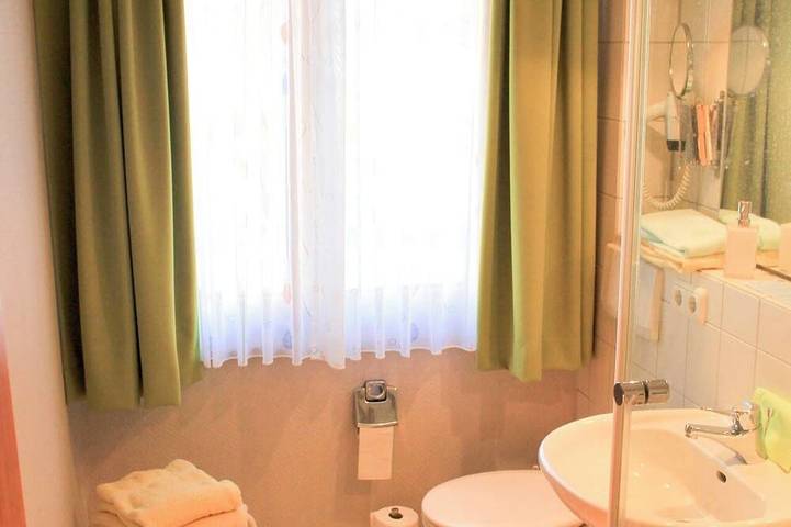 Ferienwohnung für 2 Personen, mit Garten in Nonnenhorn - 4