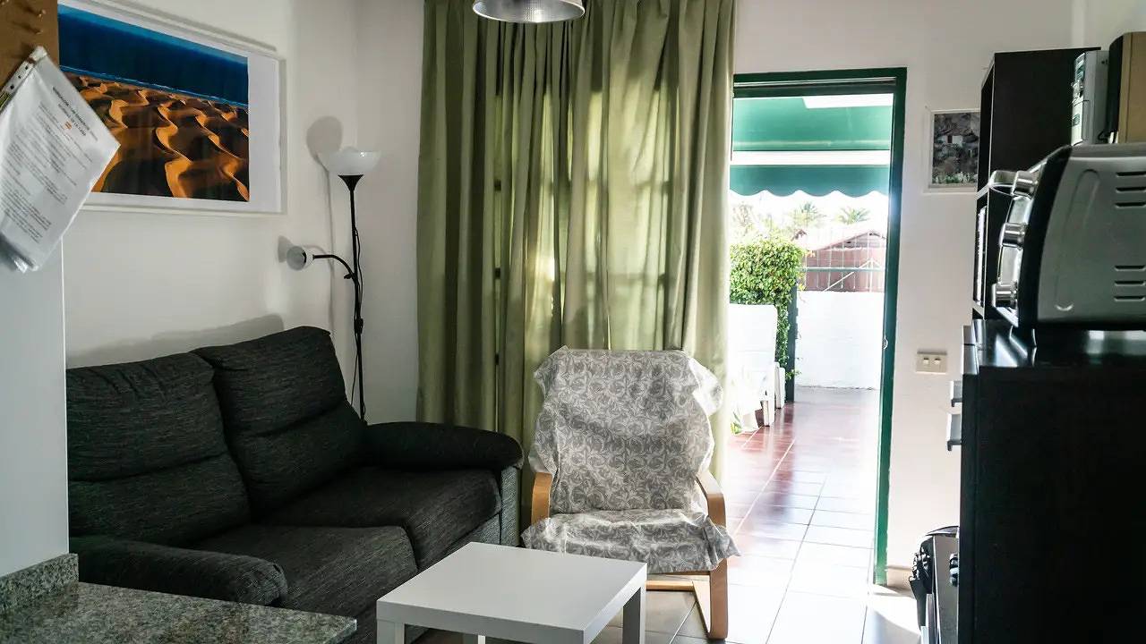 Apartamento vacacional entero, Apartamento de vacaciones para 3 personas con jardín in Campo Internacional, San Bartolomé de Tirajana