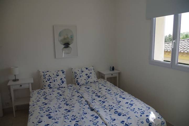 Gîte pour 2 personnes, avec Terrasse ainsi que Jardin et Piscine à Péret - 3