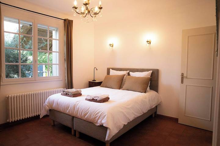 Location de vacances pour 6 personnes à Charleval - 2