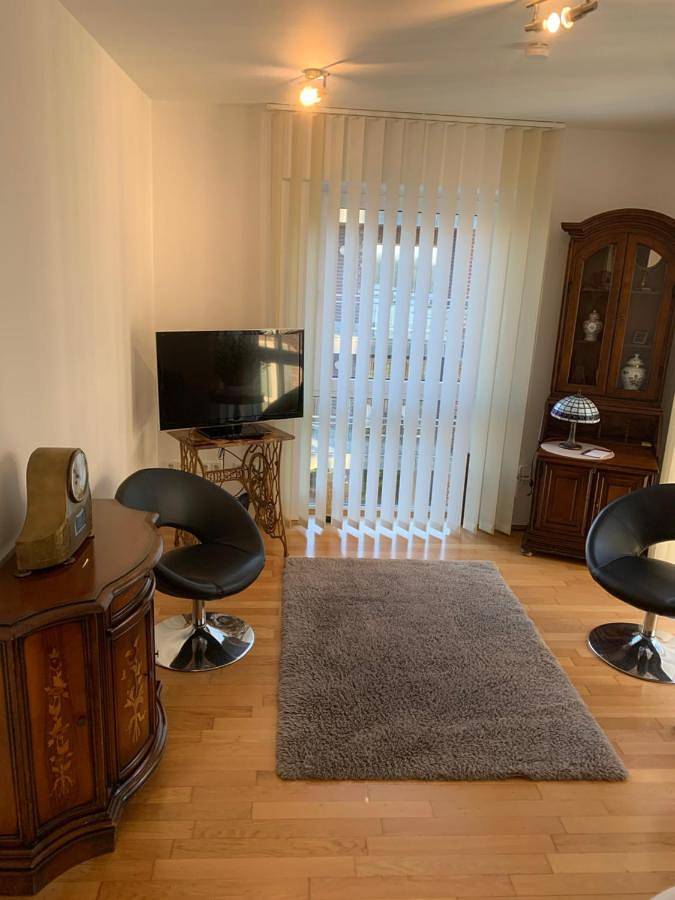 Ferienwohnung für 2 Personen, mit Balkon und Terrasse sowie Seeblick und Ausblick in Rees - 4