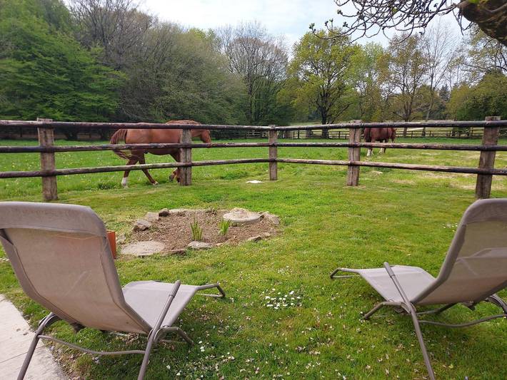 Gîte pour 5 personnes, avec jardin ainsi que terrasse et piscine en Bretagne - 2