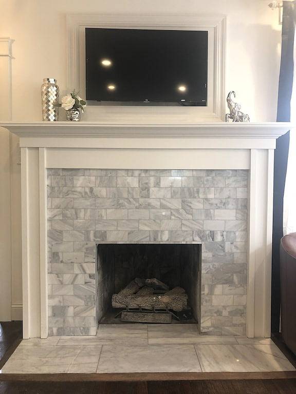 Das Ginger Bread House ~ zentrale Lage ~ Kingsize-Betten ~ charmant in Topeka, Shawnee County