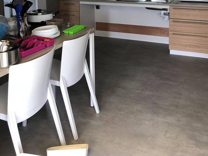 Flower Camping Le Rompval - Mobilheim 4 personen - Komfort 27m² Pmr 2 Zimmer darunter Terrasse + Tv in Bois de Cise, Mers-les-Bains