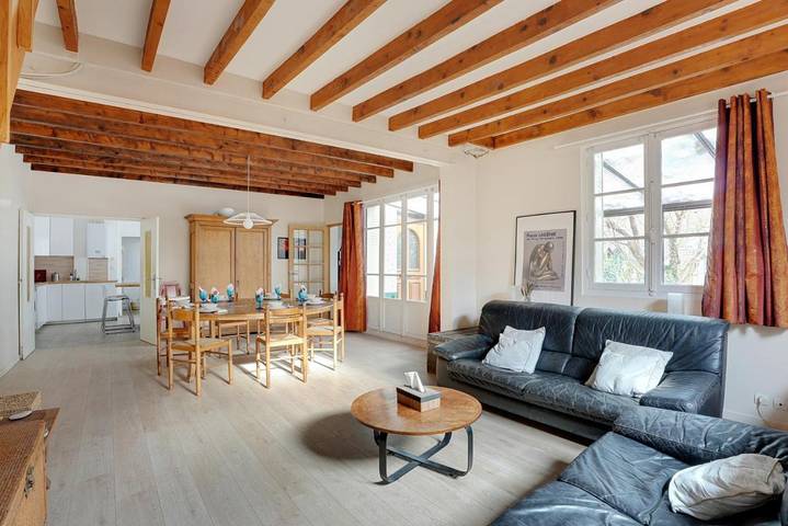 Location de vacances pour 6 personnes, avec jardin à Le Plessis-Trévise