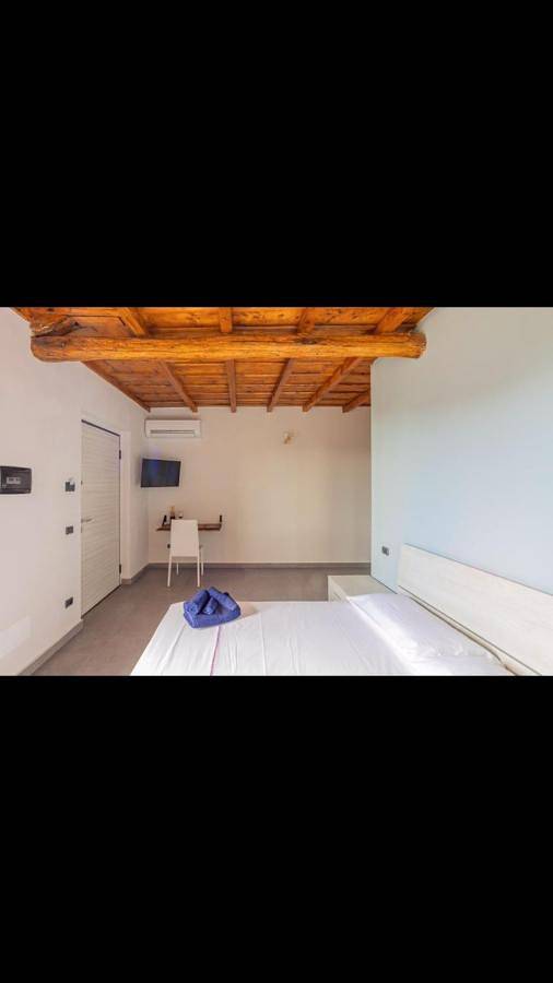 Maison d’hôte pour 3 personnes, avec vue ainsi que jardin et piscine, animaux acceptés à Samarate