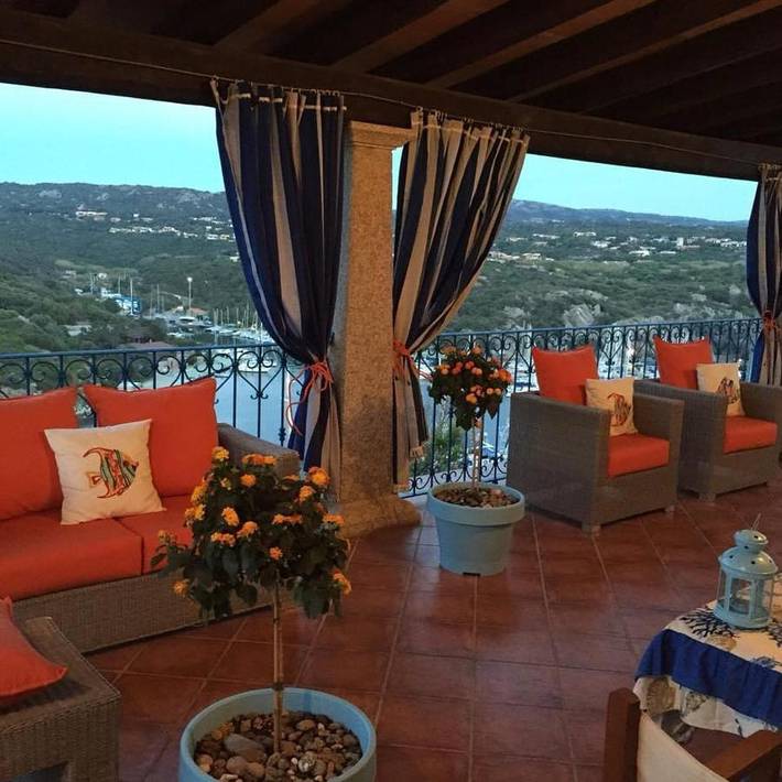 Villa per 6 persone, con Balcone e Terrazza nonché Giardino e Panorama a Santa Teresa di Gallura