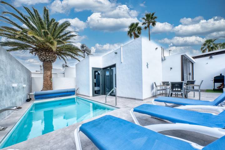 Apartamento para 6 personas, con Terraza además de Jardín y Piscina en Los Pocillos