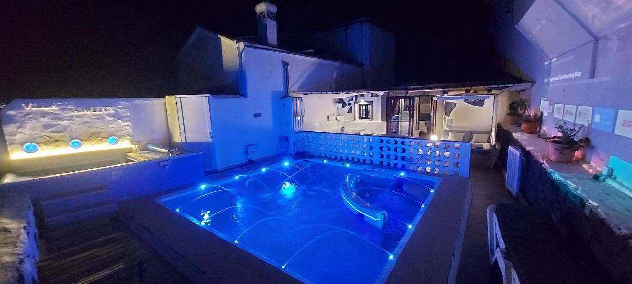 Aloelux Villa !! - Private Villa with Pool , jacuzzi, cinema, massage ,wonderful view, art desing villa in Conil, Tías