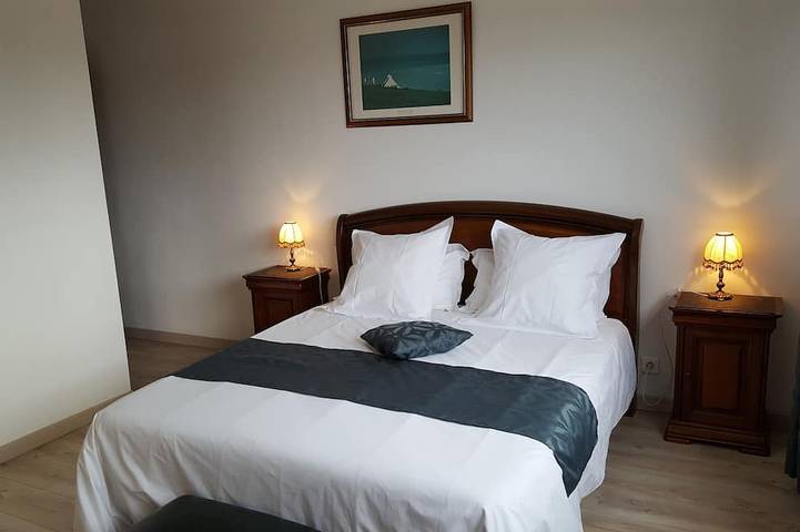 Location de vacances pour 10 personnes, avec jardin ainsi que terrasse et sauna dans Plage du Goulet - 3