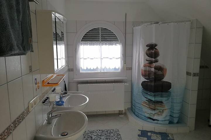 Ferienwohnung für 2 Personen, mit Balkon und Garten in Naila - 4