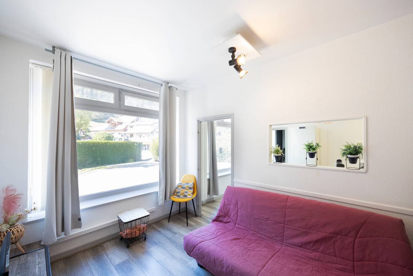 Appartement entier, 10 mins from annecy, apartment apartment near the lake in Sévrier, Parc naturel régional du Massif des Bauges