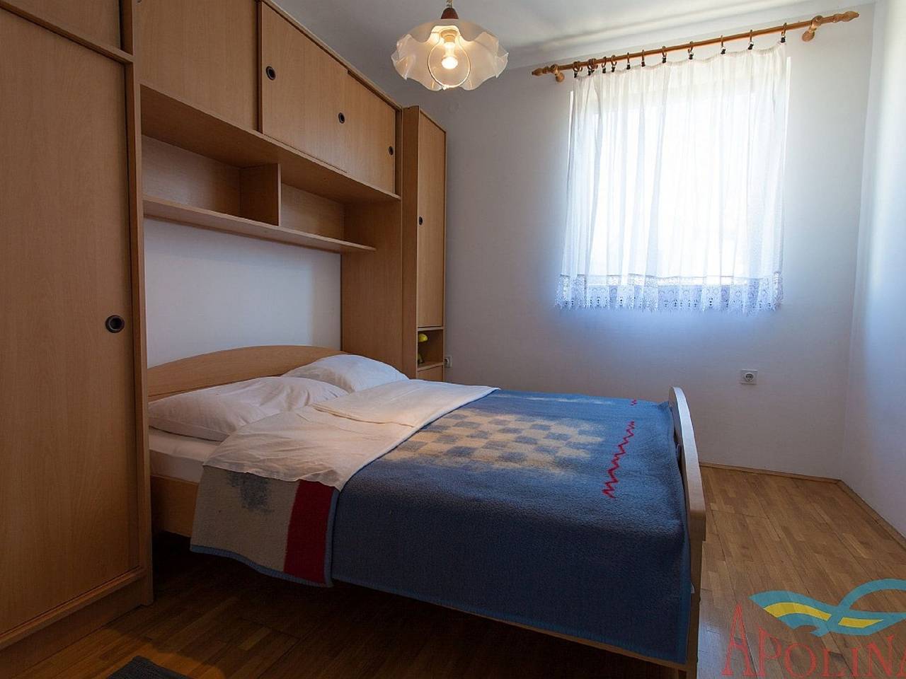 Apartamento entero, Apartamento en Croacia con terraza y vistas in Milcetici, Krk (isla)