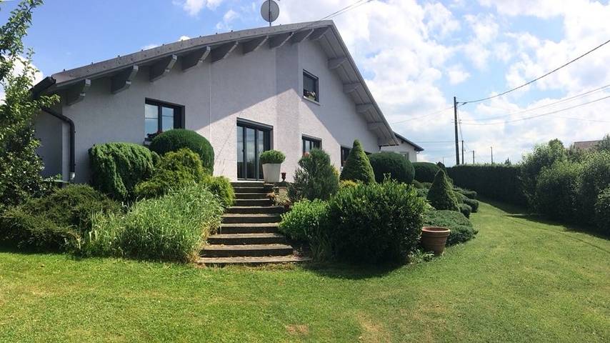 Ferienwohnung für 4 Personen, mit Terrasse und Garten sowie Whirlpool in Franche-Comté - 2