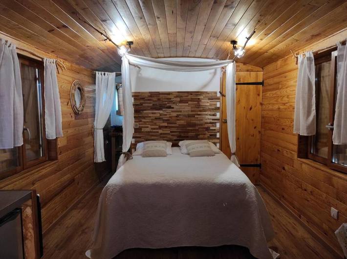 Location de vacances pour 3 personnes, avec jardin à Cabariot - 2