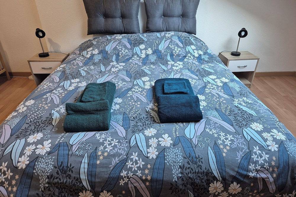 Entire apartment, Appartement T3 de 60 m² au Cœur du Haut-jura in Morez, Parc naturel régional du Haut-Jura