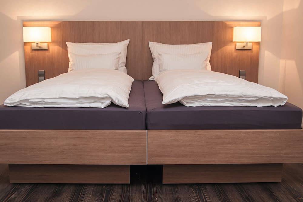 Doppelzimmer Terrasse - Gästehaus Bauer mit Weingut in Heilbronn, Kurpfalz