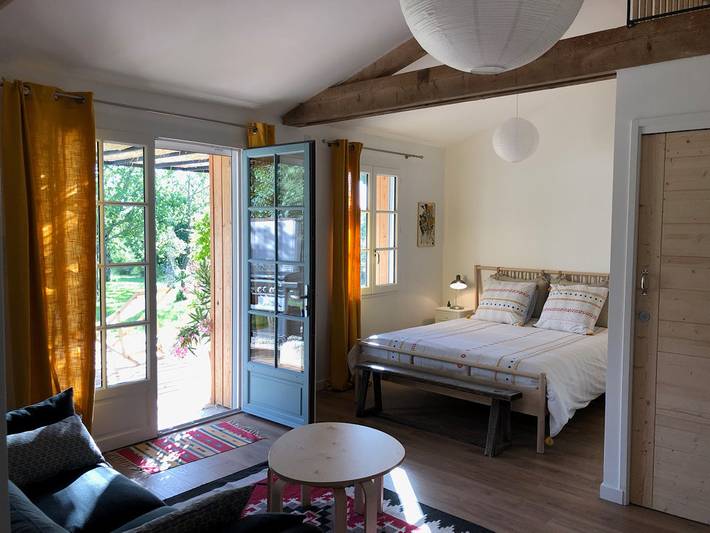 Studio pour 4 personnes, avec piscine ainsi que terrasse et jardin dans le Lot - 4