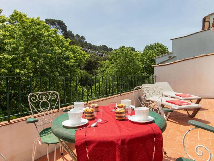 Ferienwohnung für 5 Personen, mit Balkon und Terrasse in Sa Riera