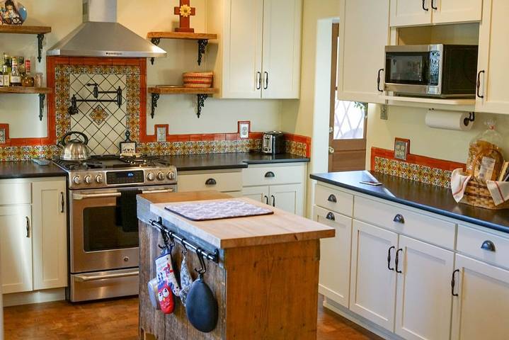 Vacation rental for 8 people, with yard and terrace in Albuquerque