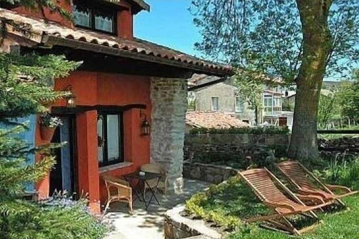 Cottage for 4 people, with garden and terrace, with pets - 1