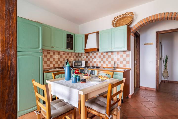 Entire apartment, Apartment 'Su Cilleri e Silbiu 2' with Private Terrace, Wi-Fi & Air Conditioning in Baunei, Ogliastra Province