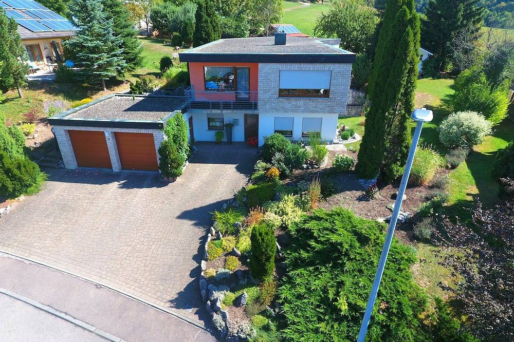 Ganze Wohnung, Ferienwohnung am Pfaffenberg - Sonnenalb in Burladingen, Neckar-Alb