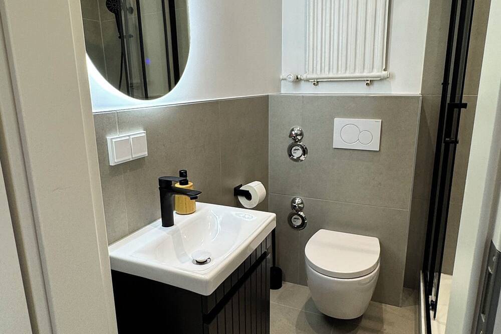 Appartement entier, Apartment Sana Klinik No 12 Balcony in Offenbach-sur-le-Main, Offenbach