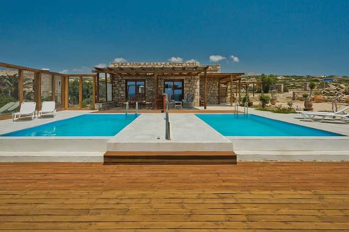 Villa voor 4 personen, met terras en tuin op Karpathos