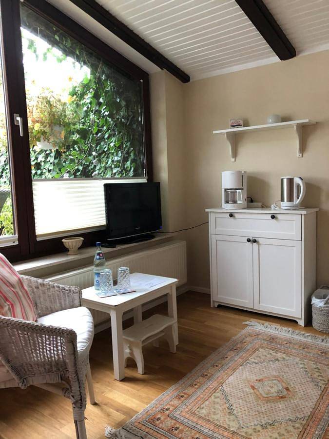 Ferienwohnung für 2 Personen, mit Terrasse und Garten in Strande - 3